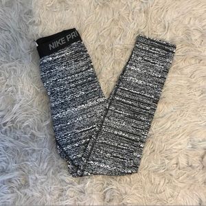 Nike pro leggings